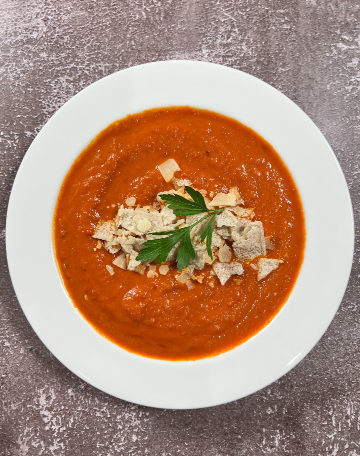 Tomato Bisque with Fonio Chips