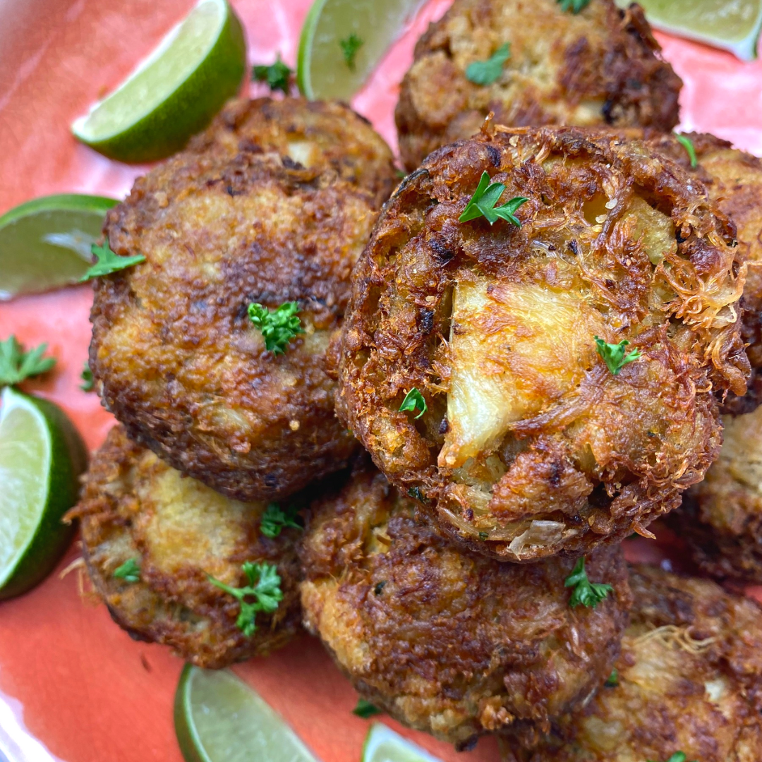 Fonio Crusted Crab Cakes